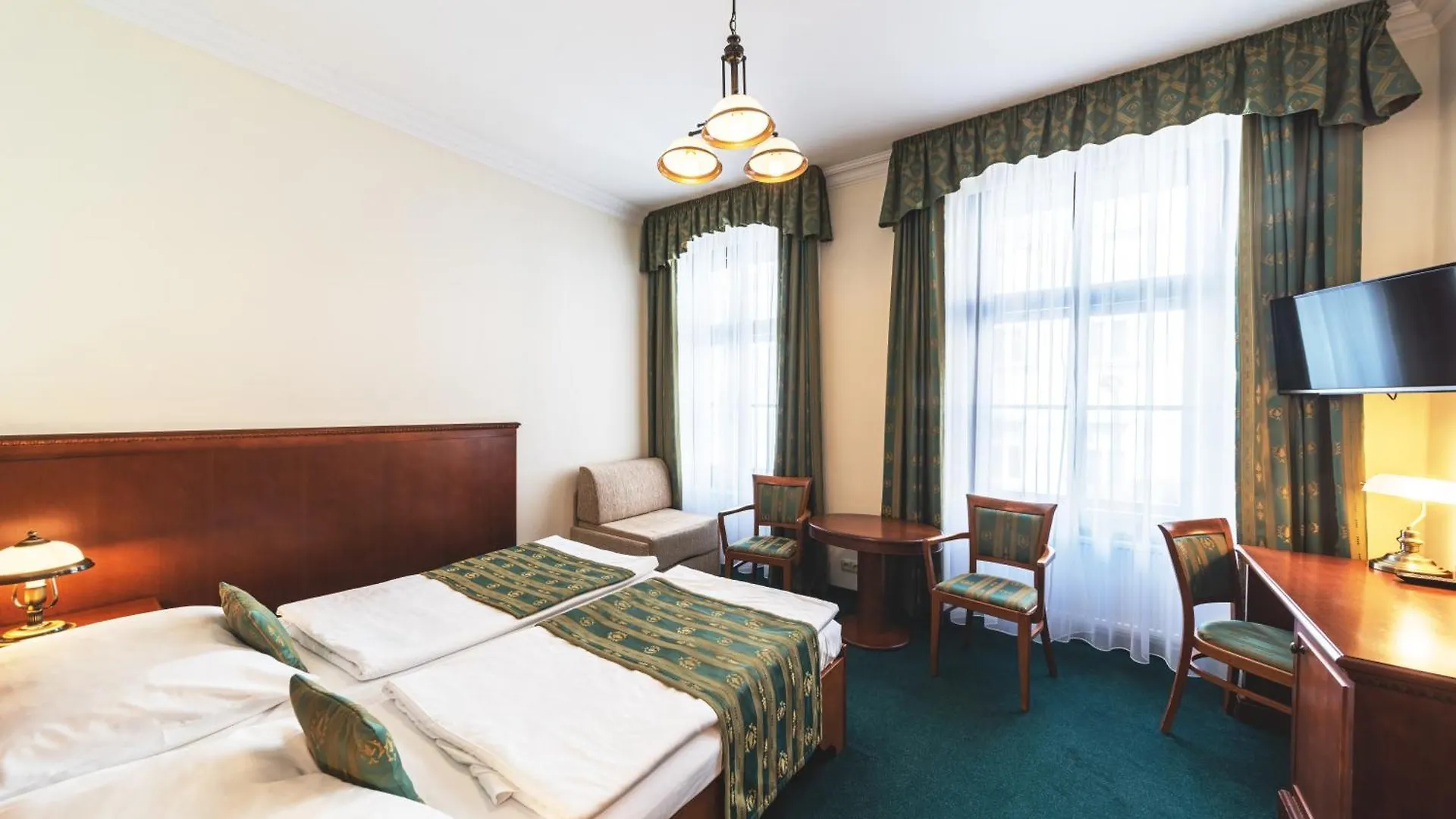 Arkada Hotel Praha 4*, Prague