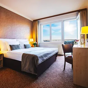 Charles Hotel